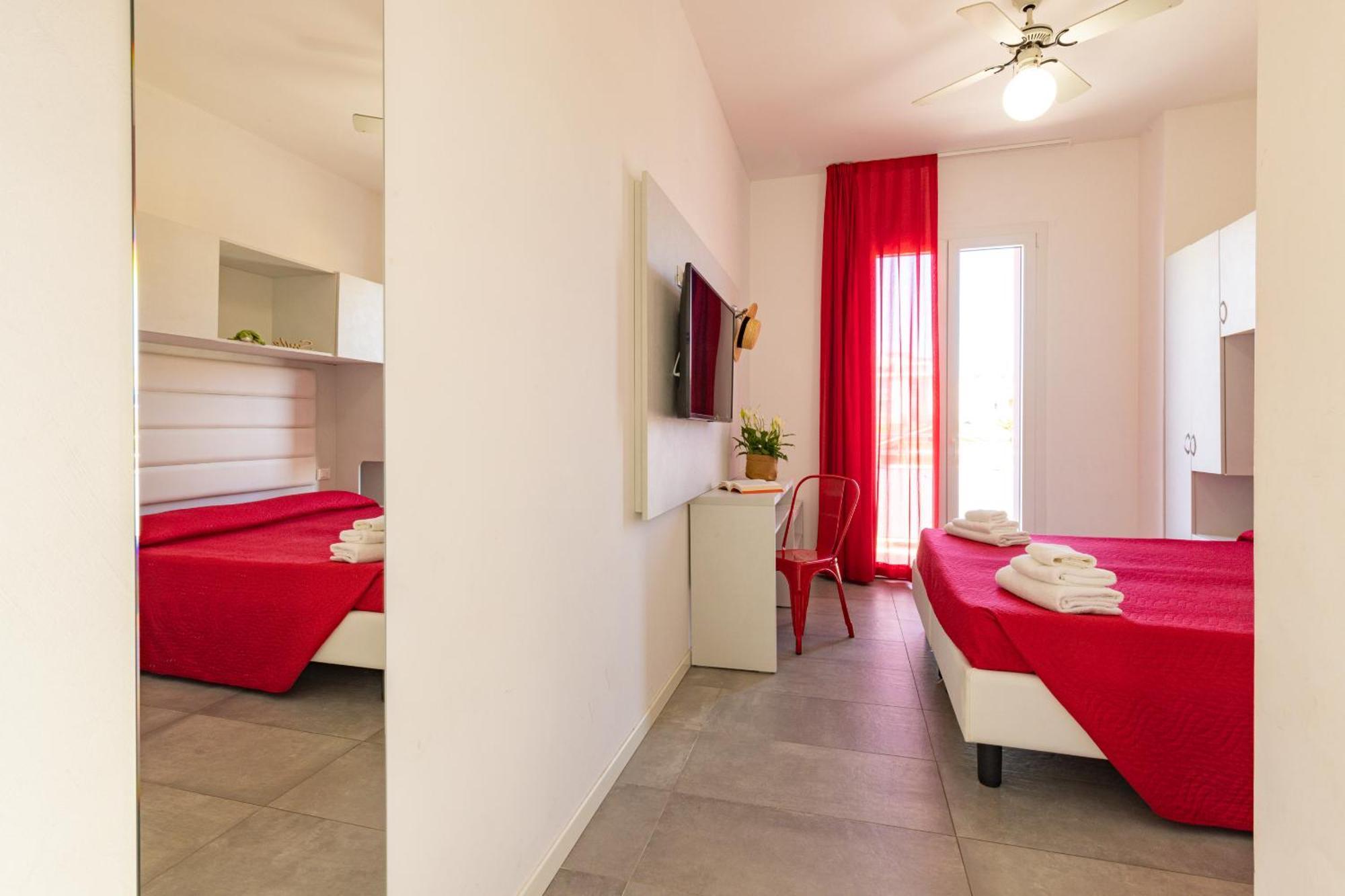 Rabbit Home Misano Adriatico Bagian luar foto